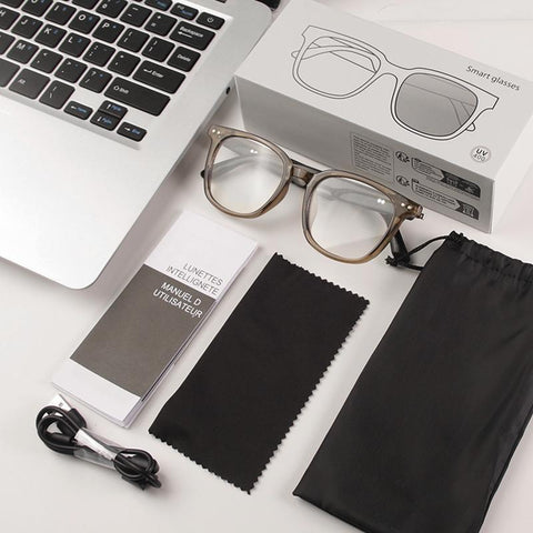 Bluetooth Smart Glasses, Auto-Tinting Sunglasse,Men'S & Women'S Fashion Eyewear,Lenses with UV & Blue Light Protection,Open Audio,Rechargeable